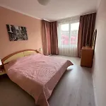 Sunny And Cosy In Admiral Plaza Апартамент