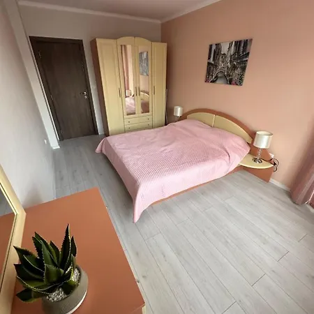 Apartament Sunny And Cosy In Admiral Plaza