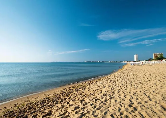 Sunny And Cosy In Admiral Plaza Lägenhet Slăntjev Brjag